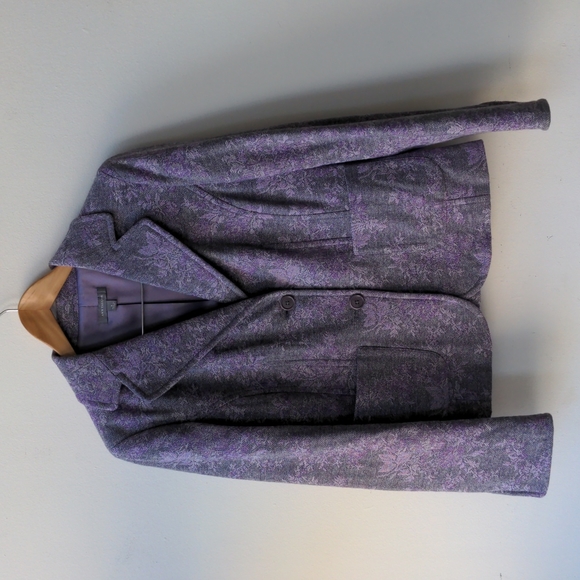 Ann Taylor Jackets & Blazers - Ann Taylor Blazer Purple Floral 2 Button Patch Pocket Size 8